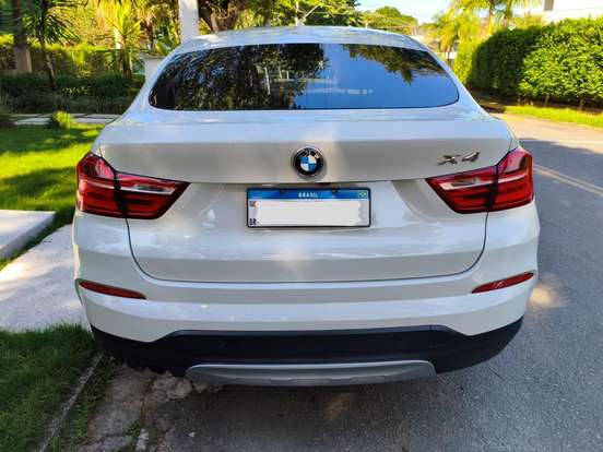 BMW-X4-2017