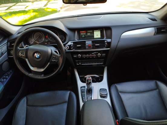BMW-X4-2017