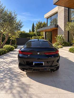 BMW-X6-2023
