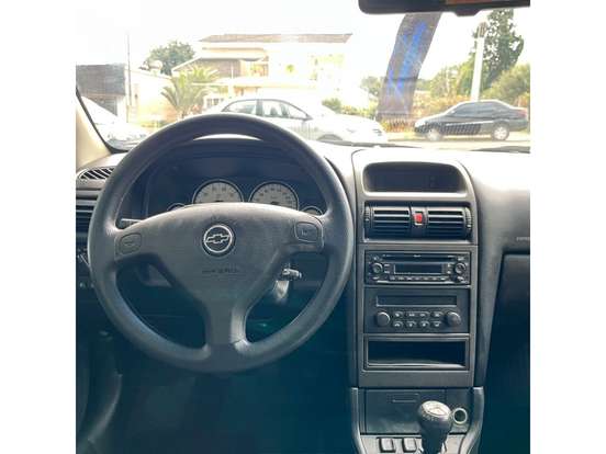 CHEVROLET-ASTRA-2011