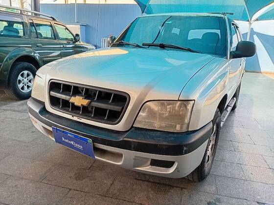 CHEVROLET BLAZER 2.4 MPFI ADVANTAGE 4X2 8V GASOLINA 4P MANUAL