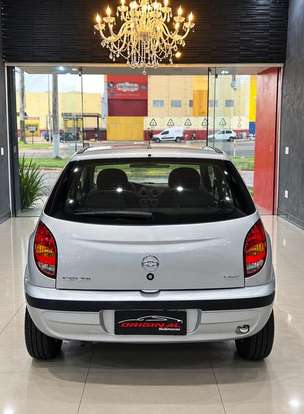CHEVROLET-CELTA-2002