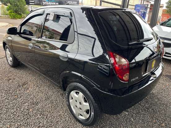 CHEVROLET-CELTA-2010
