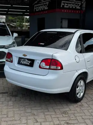 CHEVROLET-CLASSIC-2011