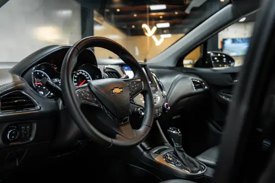CHEVROLET-CRUZE-2019