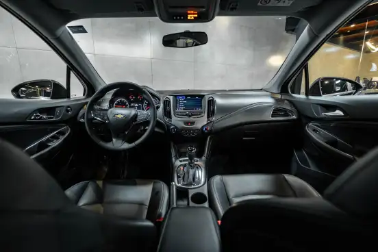 CHEVROLET-CRUZE-2019