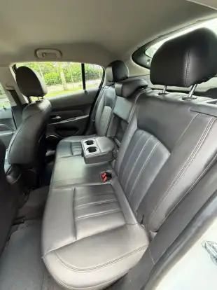 CHEVROLET-CRUZE-2015
