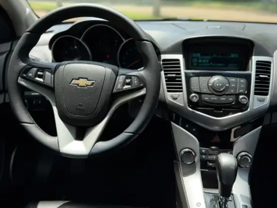 CHEVROLET-CRUZE-1.8 LT 16V FLEX 4P AUTOMÁTICO CHEVROLET-CRUZE-2015