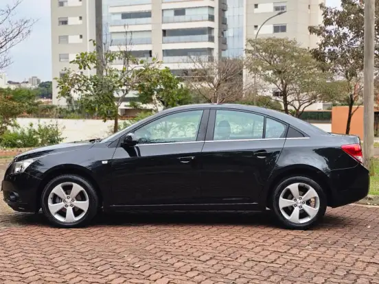 CHEVROLET-CRUZE-1.8 LT 16V FLEX 4P MANUAL CHEVROLET-CRUZE-2014
