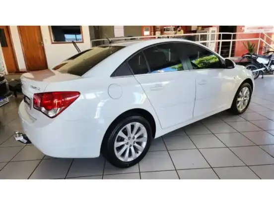 CHEVROLET-CRUZE-1.8 LT SPORT6 16V FLEX 4P MANUAL CHEVROLET-CRUZE-2015