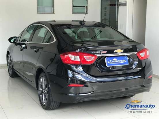 CHEVROLET-CRUZE-2017