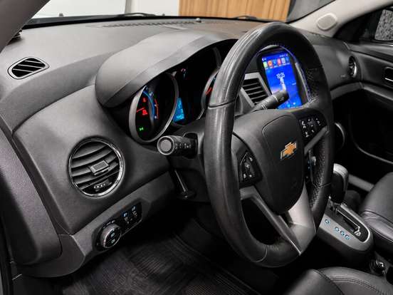 CHEVROLET-CRUZE-2012