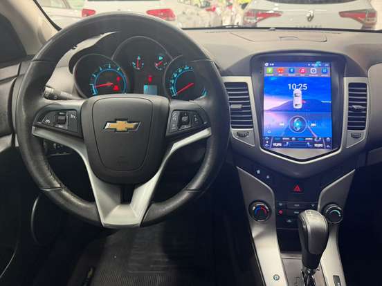 CHEVROLET-CRUZE-2012