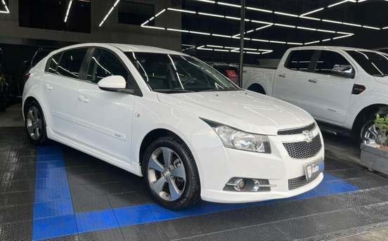CHEVROLET-CRUZE-2014