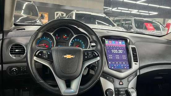 CHEVROLET-CRUZE-2014