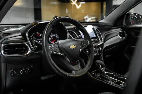 CHEVROLET-EQUINOX-2023