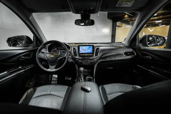 CHEVROLET-EQUINOX-2023