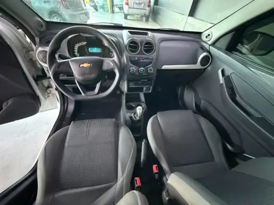 CHEVROLET-MONTANA-2016