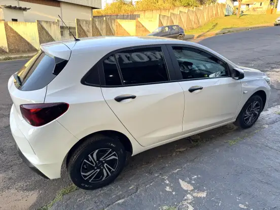 CHEVROLET-ONIX-2024