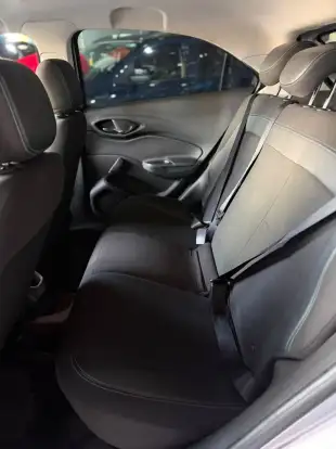 CHEVROLET-ONIX-2018