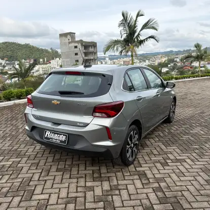 CHEVROLET-ONIX-2024
