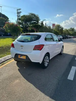 CHEVROLET-ONIX-1.4 MPFI LT 8V FLEX 4P AUTOMÁTICO CHEVROLET-ONIX-2017