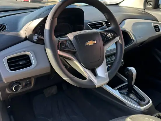 CHEVROLET-ONIX-1.4 MPFI LT 8V FLEX 4P AUTOMÁTICO CHEVROLET-ONIX-2017
