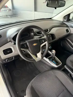 CHEVROLET-ONIX-2017