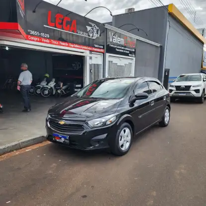 CHEVROLET-ONIX-1.4 MPFI LT 8V FLEX 4P AUTOMÁTICO CHEVROLET-ONIX-2018
