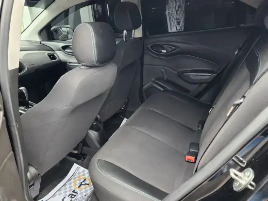 CHEVROLET-ONIX-1.4 MPFI LT 8V FLEX 4P AUTOMÁTICO CHEVROLET-ONIX-2018