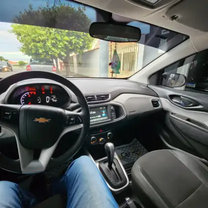 CHEVROLET-ONIX-1.4 MPFI LT 8V FLEX 4P AUTOMÁTICO CHEVROLET-ONIX-2018