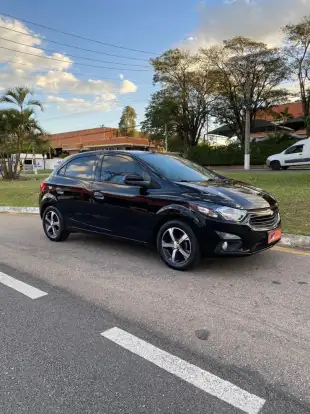 CHEVROLET-ONIX-2018