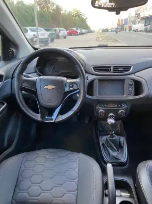CHEVROLET-ONIX-2018