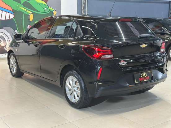 CHEVROLET-ONIX-2022