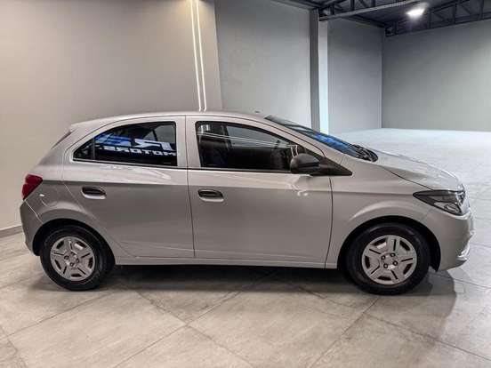 CHEVROLET-ONIX-1.0 MPFI JOY 8V FLEX 4P MANUAL CHEVROLET-ONIX-2018