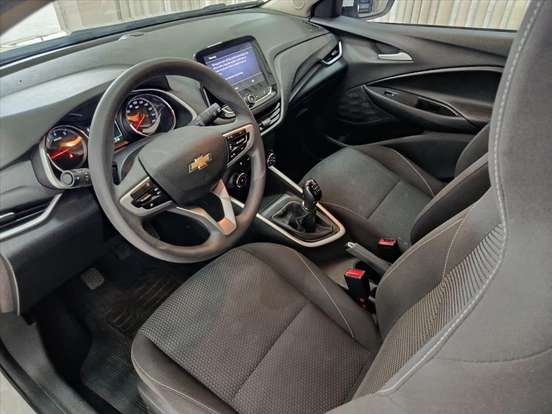 CHEVROLET-ONIX-2022