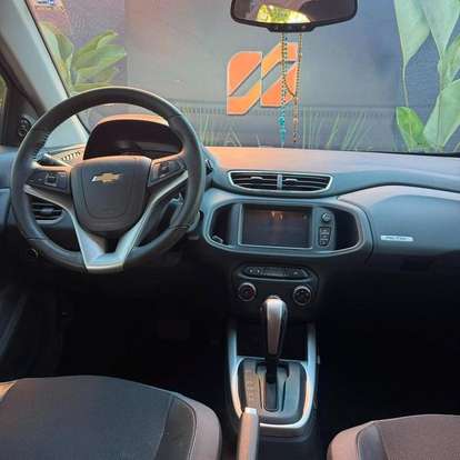 CHEVROLET-ONIX-2018