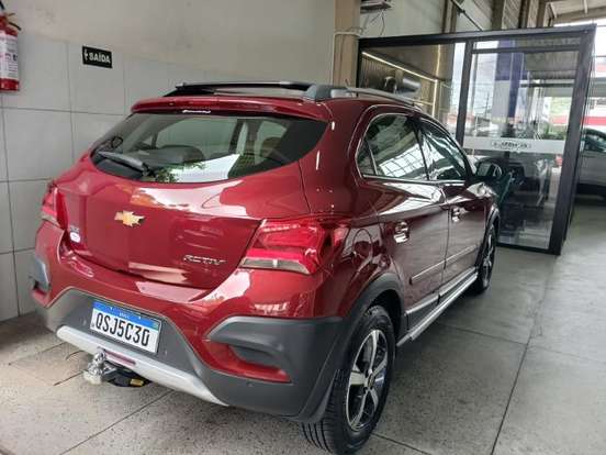 CHEVROLET-ONIX-2018