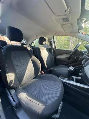 CHEVROLET-ONIX-2019