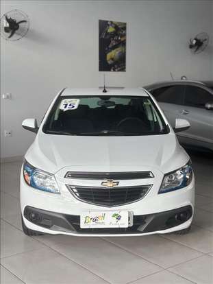 CHEVROLET-ONIX-2015