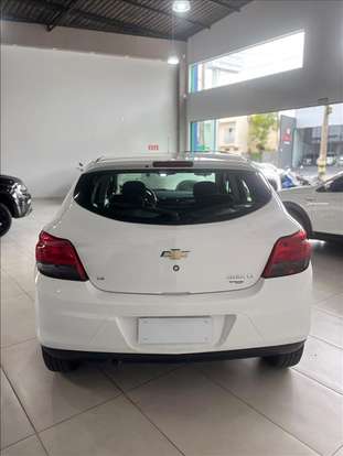 CHEVROLET-ONIX-1.4 MPFI LT 8V FLEX 4P MANUAL CHEVROLET-ONIX-2015