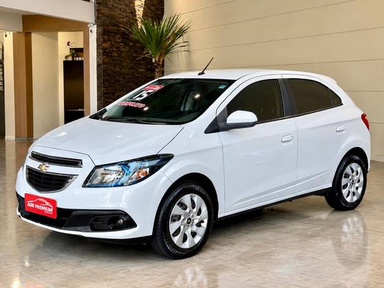 CHEVROLET ONIX 1.4 MPFI LT 8V FLEX 4P MANUAL
