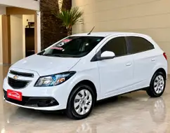 CHEVROLET ONIX 1.4 MPFI LT 8V FLEX 4P MANUAL CHEVROLET ONIX 1.4 MPFI LT 8V FLEX 4P MANUAL