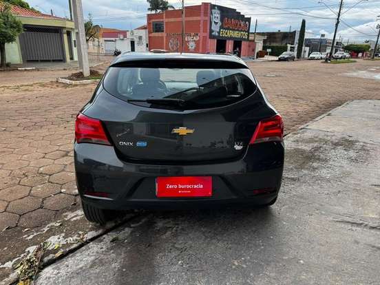 CHEVROLET-ONIX-1.4 MPFI LTZ 8V FLEX 4P AUTOMÁTICO CHEVROLET-ONIX-2018