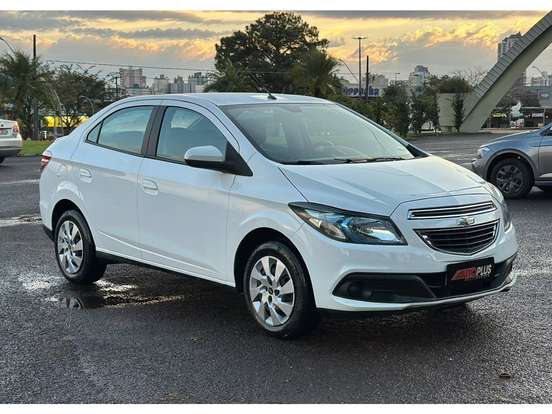 CHEVROLET-PRISMA-2014