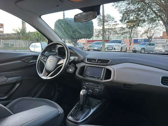 CHEVROLET-PRISMA-2014