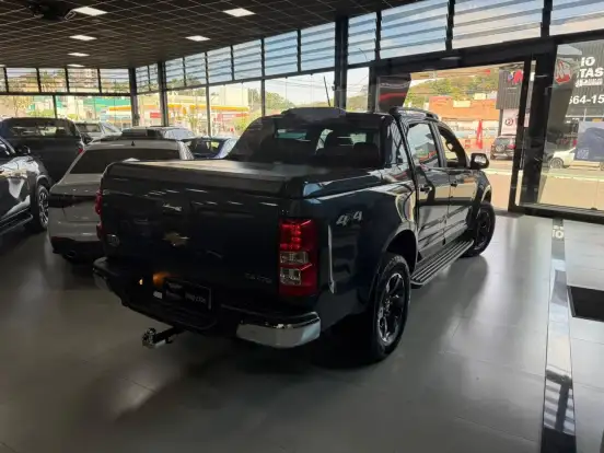 CHEVROLET-S10-2.8 16V TURBO DIESEL HIGH COUNTRY CD 4X4 AUTOMÁTICO CHEVROLET-S10-2021
