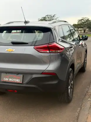 CHEVROLET-TRACKER-2020