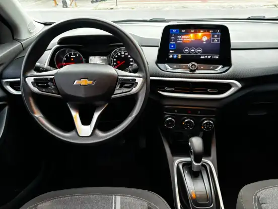 CHEVROLET-TRACKER-2023