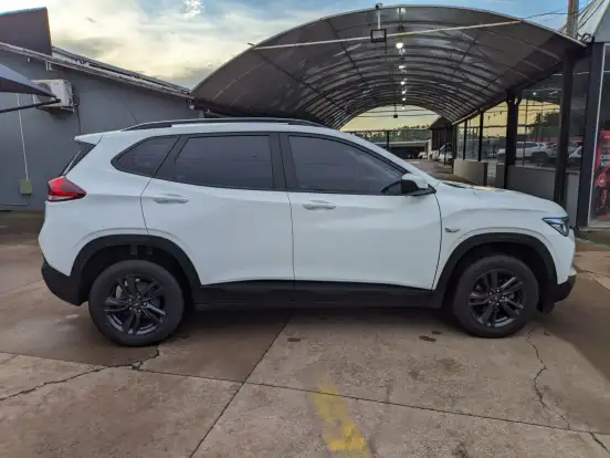 CHEVROLET-TRACKER-2022